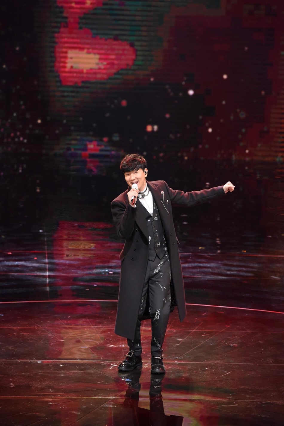 组图林俊杰首登金马唱新歌上节目改编歌曲致敬经典