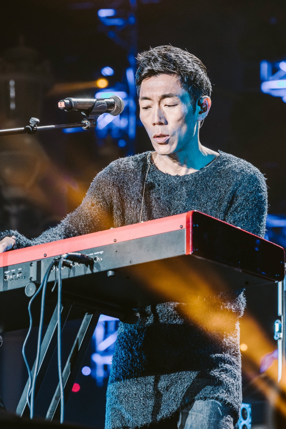 组图:刘迦帝活动连唱经典曲目 点燃粉丝热情