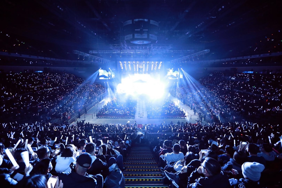 组图:嘻哈巡演首站在五棵松落幕 gai演唱会首秀黑科技_高清图集_新浪