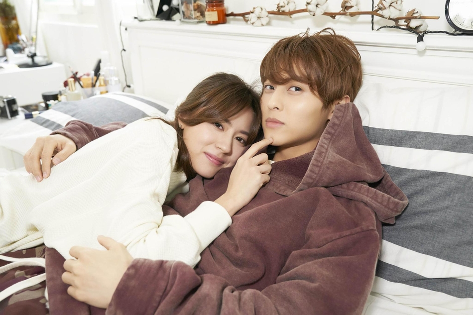 组图:邱胜翊《我怎么可能与你无关》mv演绎情侣间的温暖