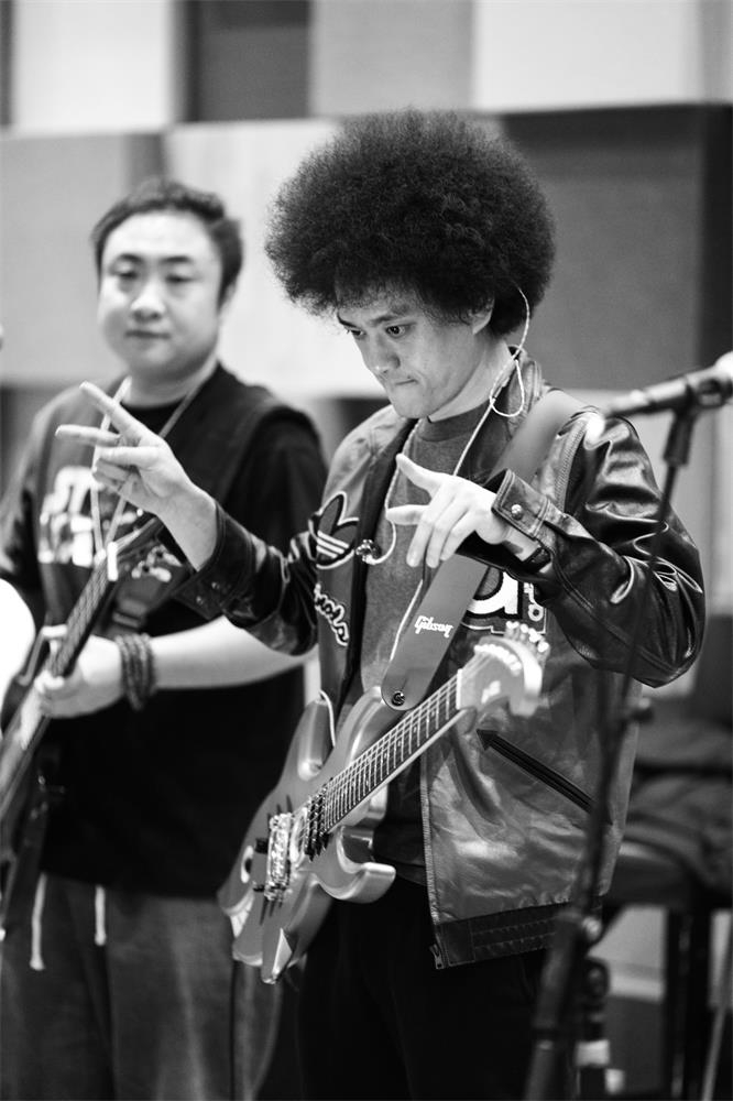 组图:赵英俊演唱会进入倒计时 大鹏乔杉黄雅莉现身彩排