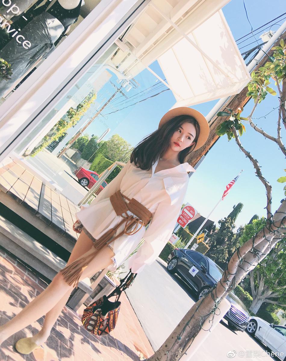 思聪前女友雪梨时髦百变