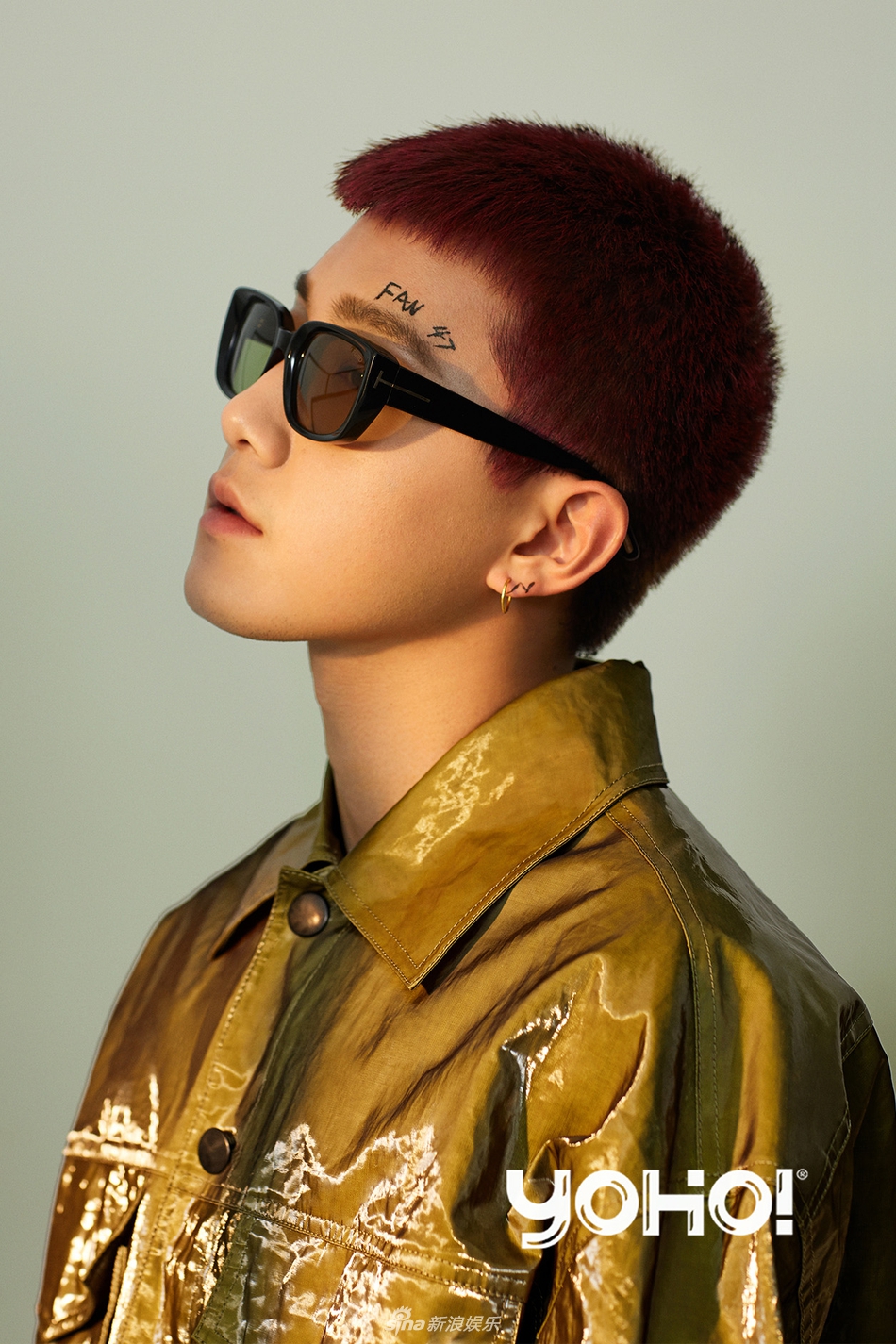 范世錡红色圆寸精神十足