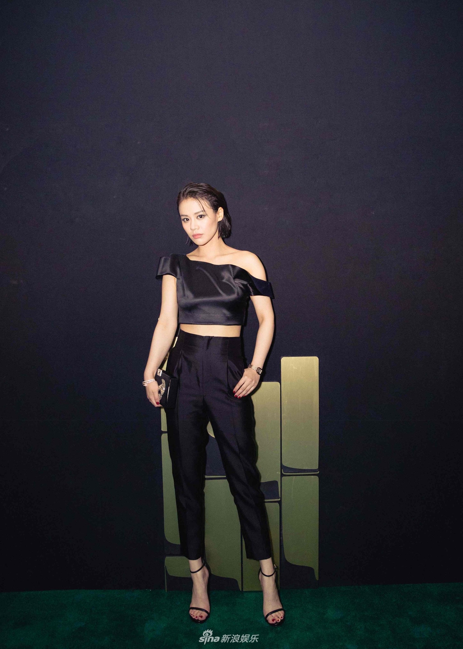 组图:马思纯亮相时尚party 优雅干练不失妩媚_高清图集_新浪网