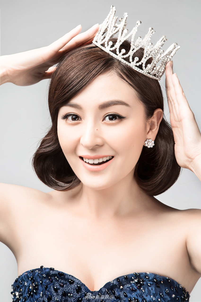 戴娇倩加冕大片曝光