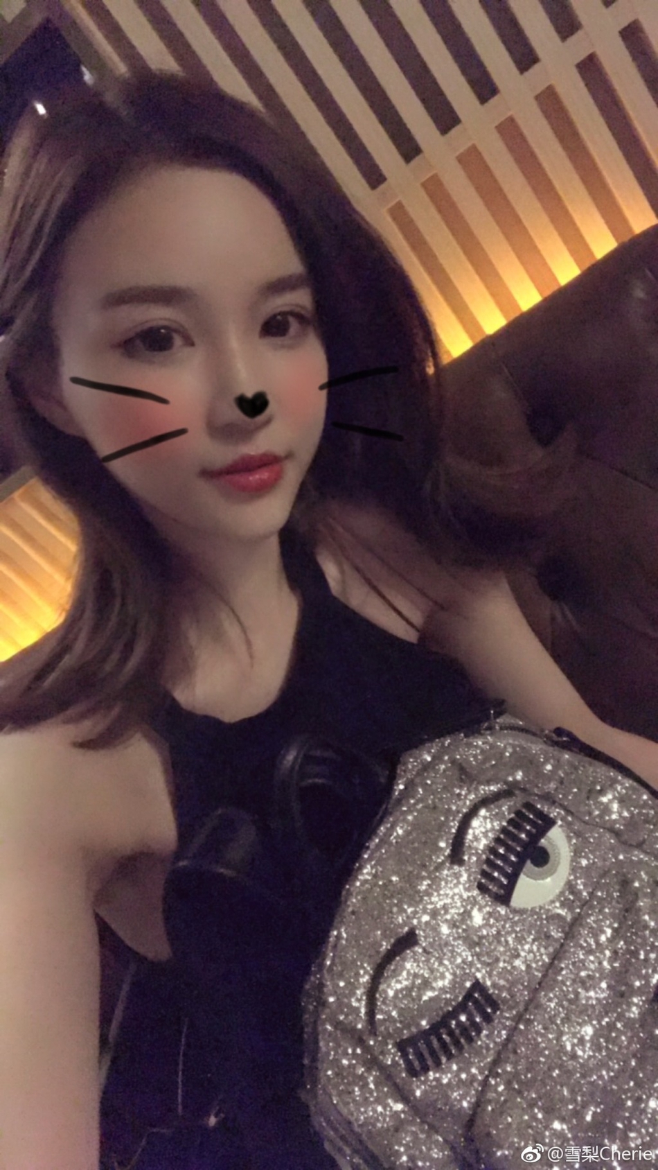 思聪前女友雪梨公司估值10亿 花30万买4壕包慰劳自己