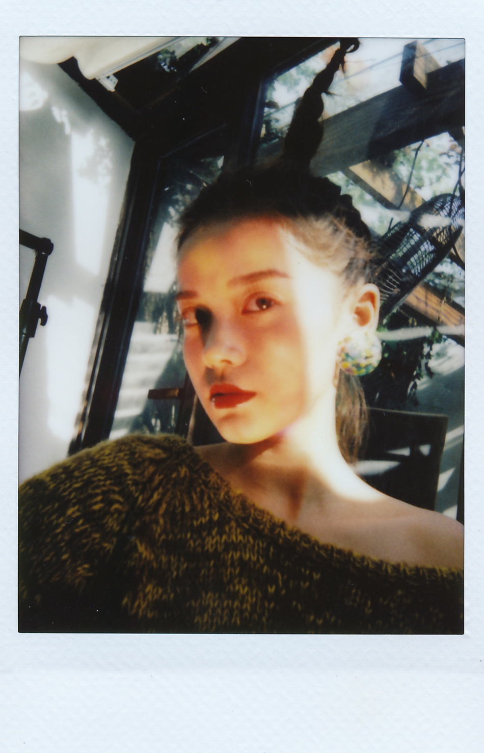 网红卧蚕阿姨"变脸"后气质急升_高清图集_新浪网