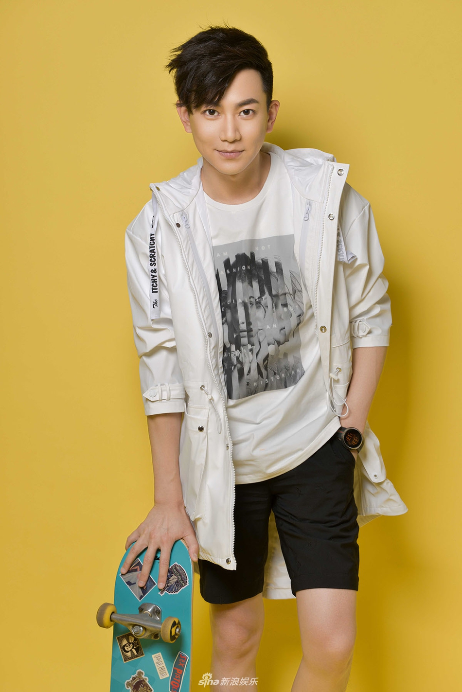 组图:王聪曝夏日写真 长腿酒窝杀男友力max_高清图集_新浪网