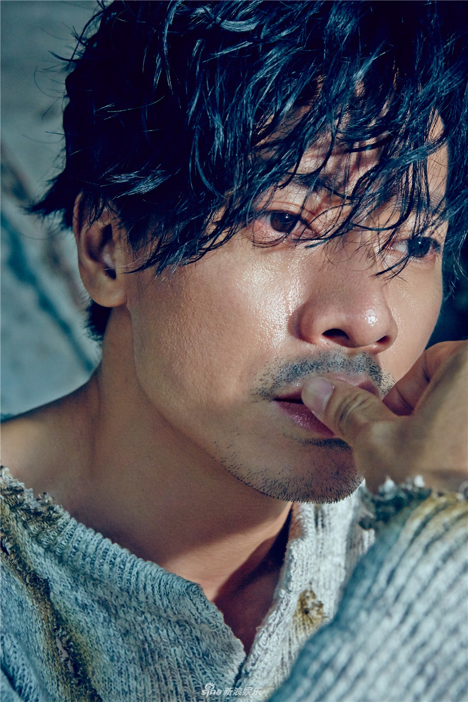 组图颓废且迷人阮圣文时尚大片彰显个性魅力