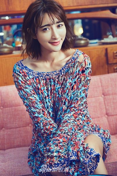 组图曲尼次仁慵懒性感撩不停玩转秋日女神范儿