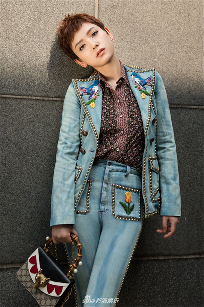 组图:李晓峰演绎街头酷girl 造型百变甜美热辣_高清图集_新浪网