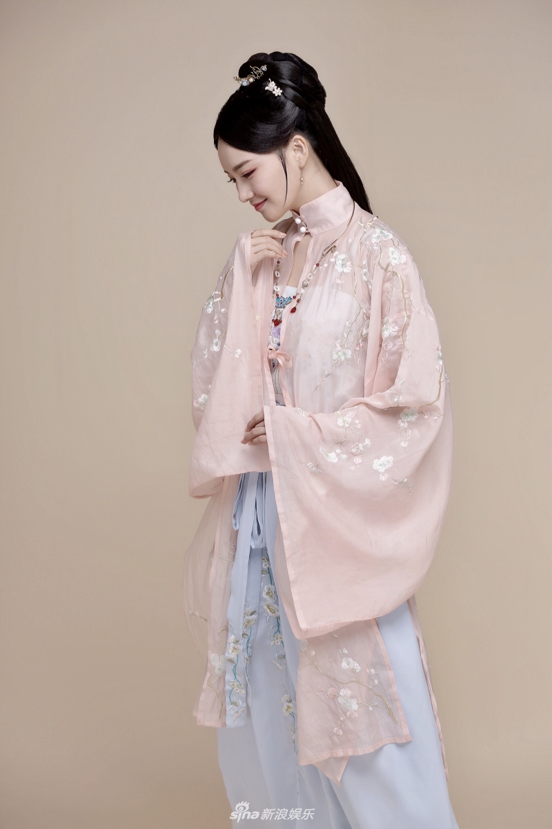 组图:赵飞燕古装照曝光 清丽脱俗气质雍贵_高清图集_新浪网