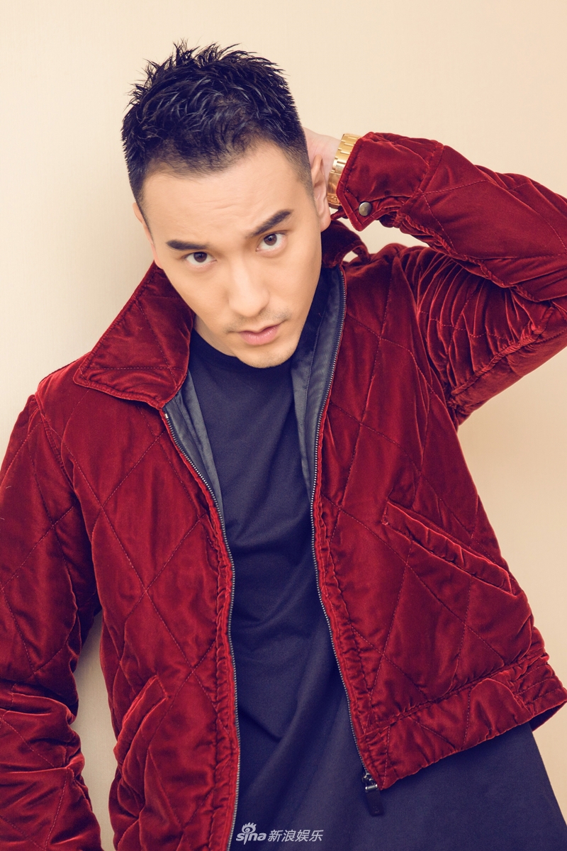 组图:王阳明金秋十月大片曝光 "大boss"霸道又深情