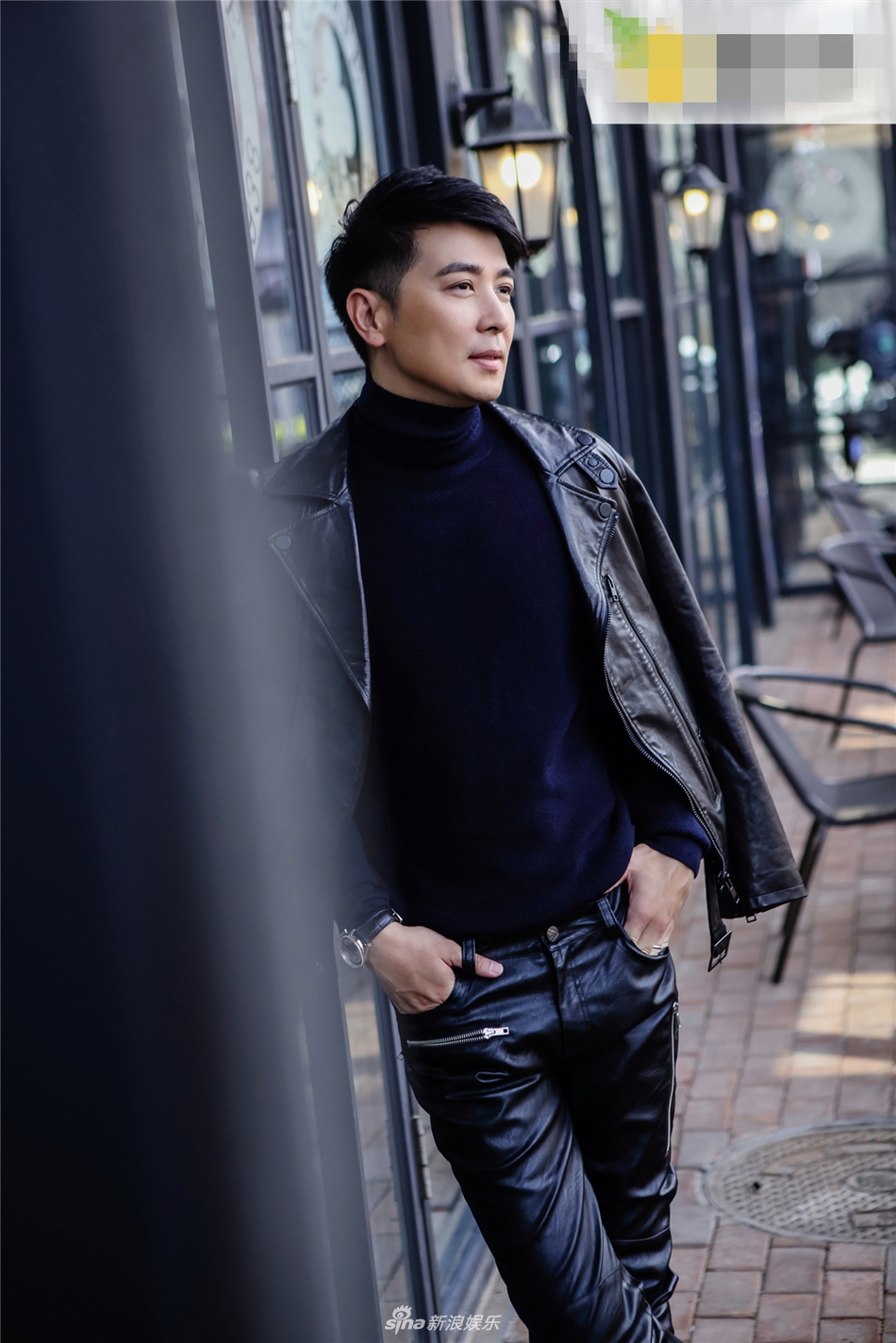 组图:保剑锋机车皮衣大片酷感十足 享受自在生活