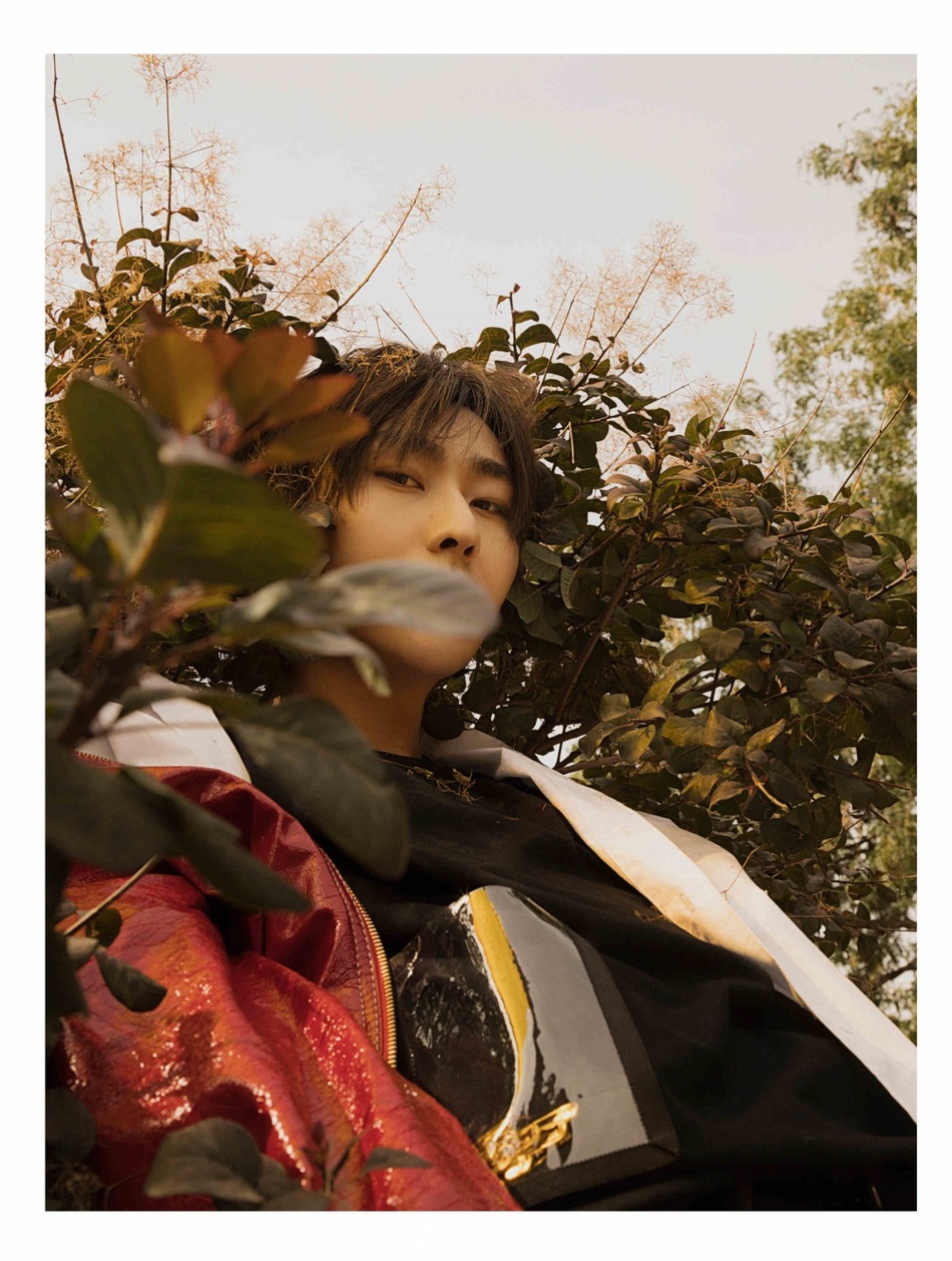 bobo伦思博曝伦敦大片 暖色系秋装简单有态度