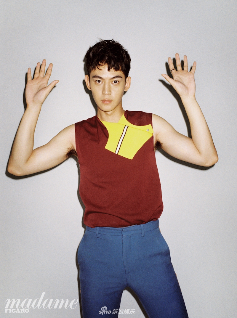 组图:唐晓天主题大片曝光 塑造10种戏剧角色