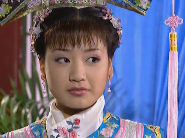 组图:倪睿思否认老公诈骗吸毒引感慨 昔日金蟾格格如今大变样