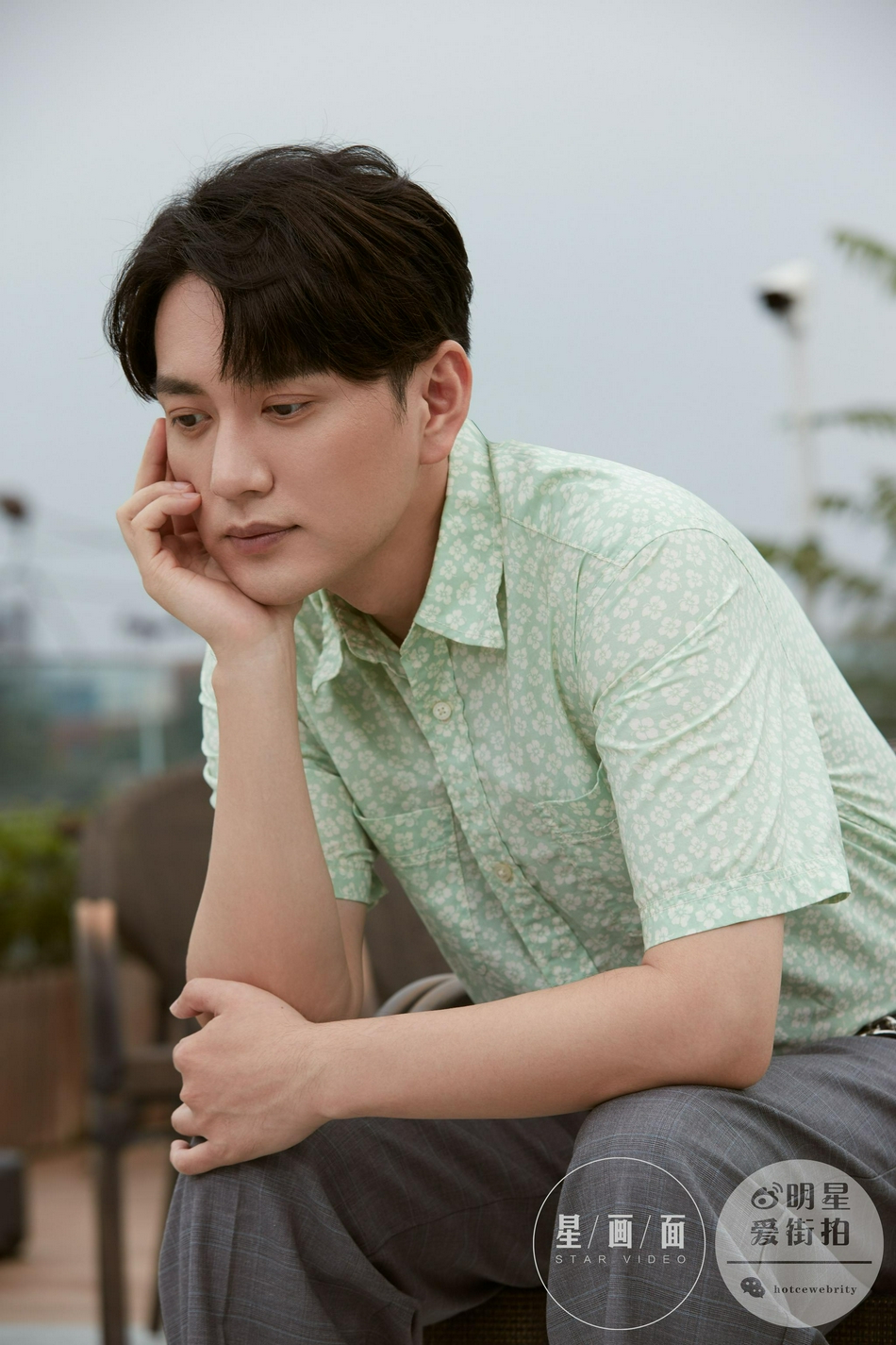 组图:王仁君清新感大片曝光 如翩翩少年干净纯粹