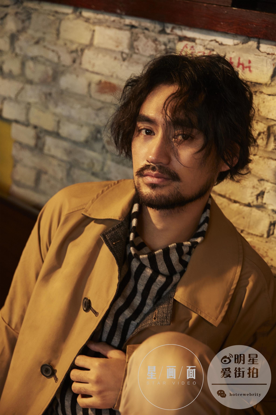 组图:袁弘早秋时尚大片曝光 化身浪漫诗人展艺术气质