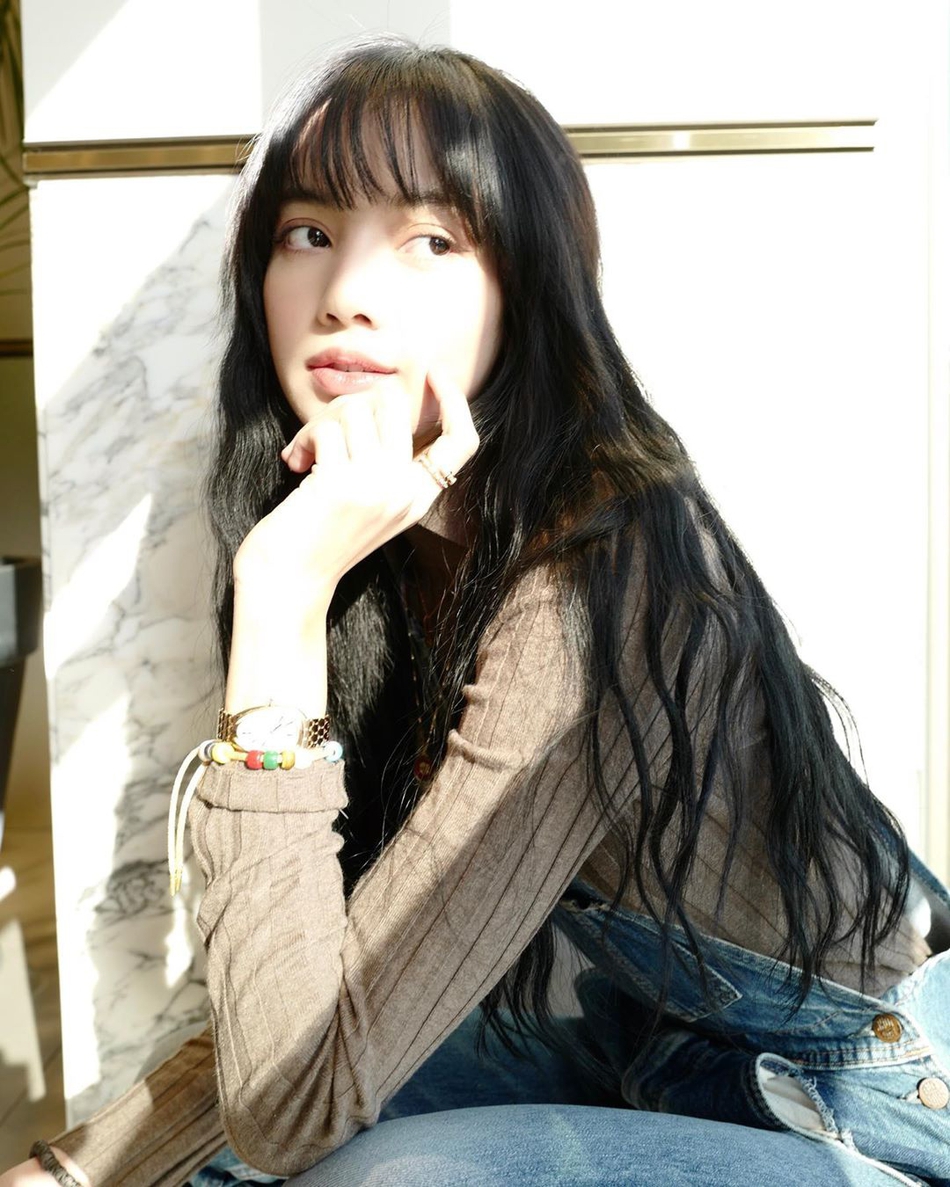 組圖：高糊也擋不住的好身材！Lisa泳裝照曝光大秀性感曲線