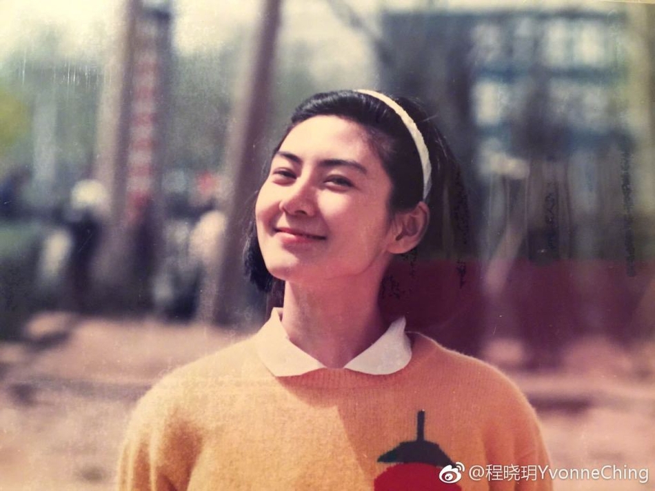 组图程晓玥妈妈郭敬红去世昔日旧照超美引网友赞叹