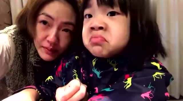 组图：许老三晒美照秀长腿被网友催出道小S霸气回应称“不行”第8张图片