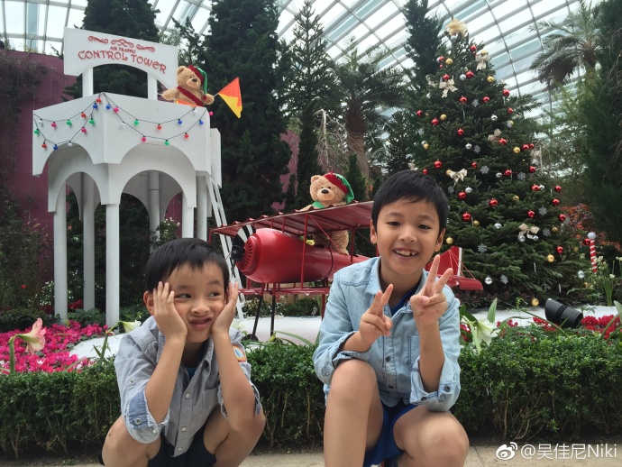 组图:马景涛前妻曝俩儿子近照 兄弟俩颜值都很高_高清图集_新浪网