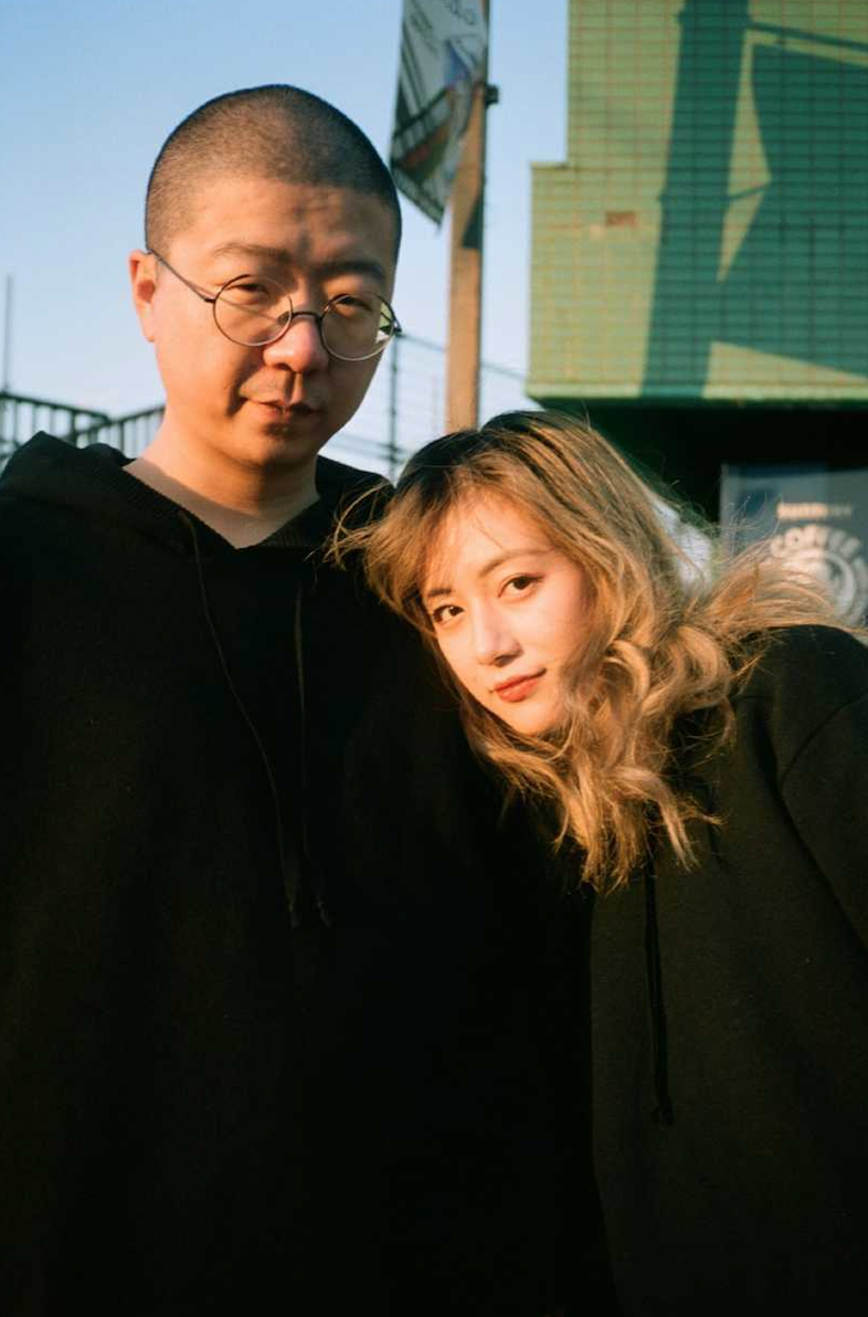 组图:李诞证实与黑尾酱离婚 过往合照恩爱甜蜜引唏嘘