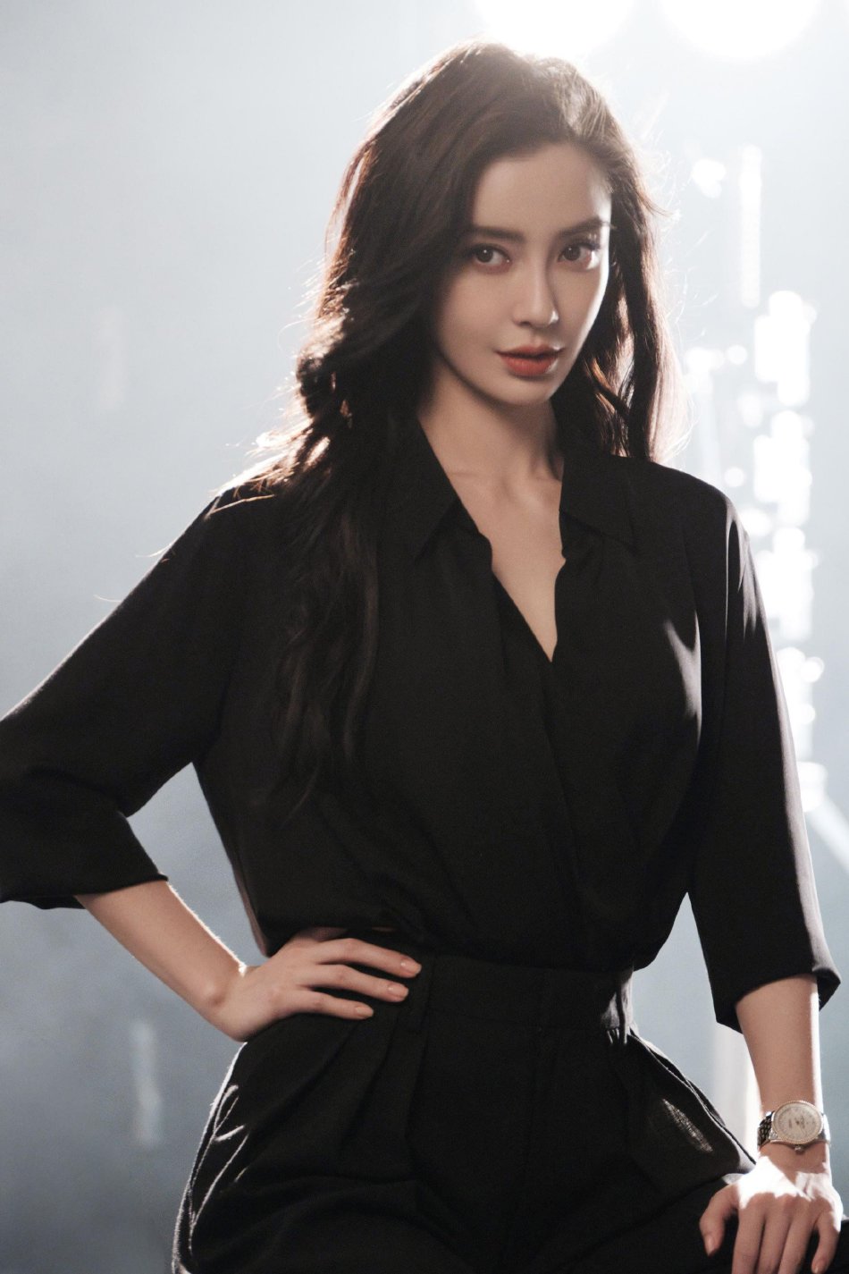 angelababy璀璨星光大片 黑白切换又美又飒优雅迷人-易天影视公司