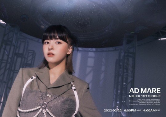 组图：韩国新女团NMIXX宣传照公开 展活力鬼马风格