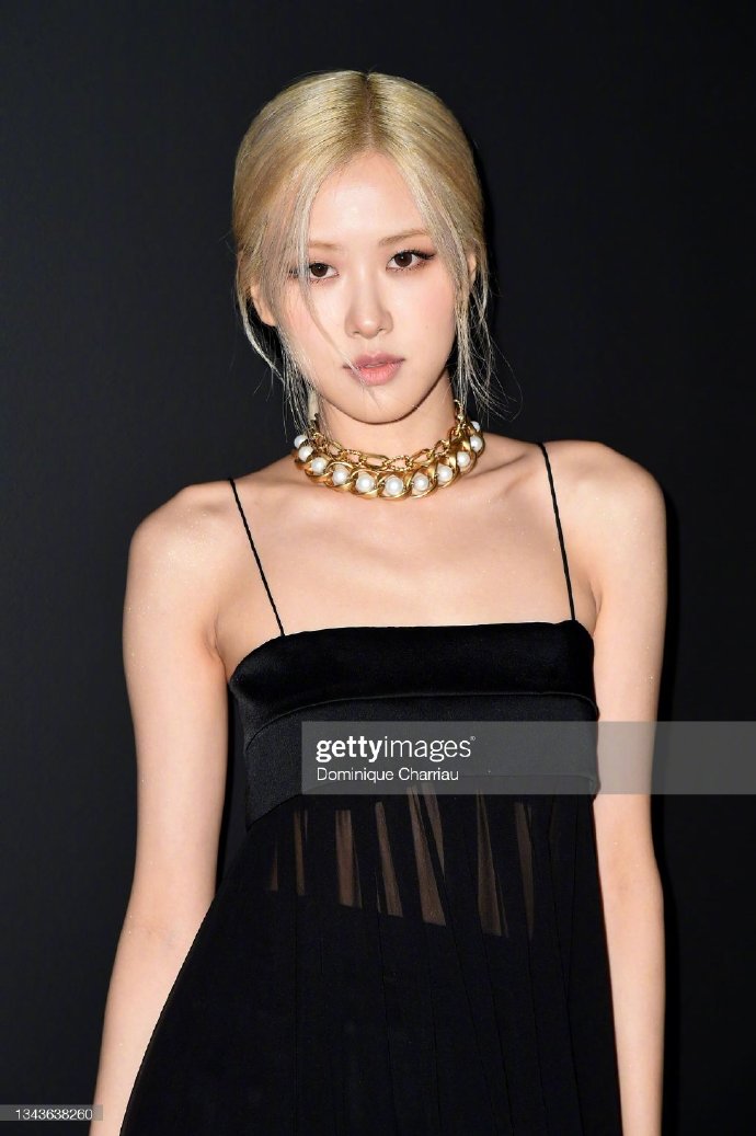 樸彩英