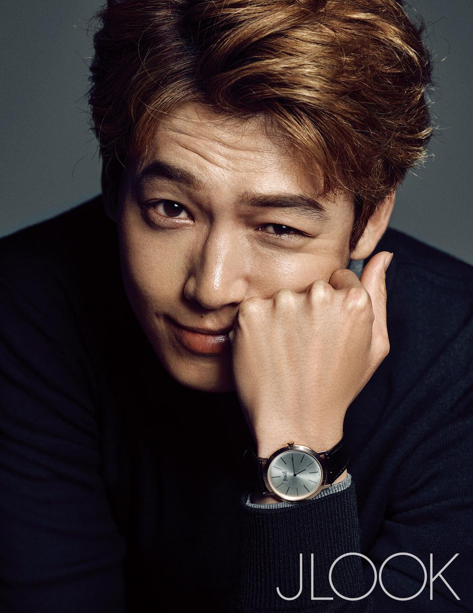 组图:《missing9》郑敬淏写真 西装造型尽显男人味_高清图集_新浪网