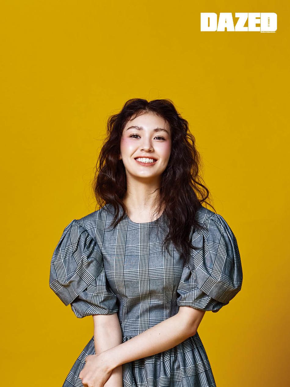 16岁韩星全昭弥拍时尚写真 明朗少女正青春