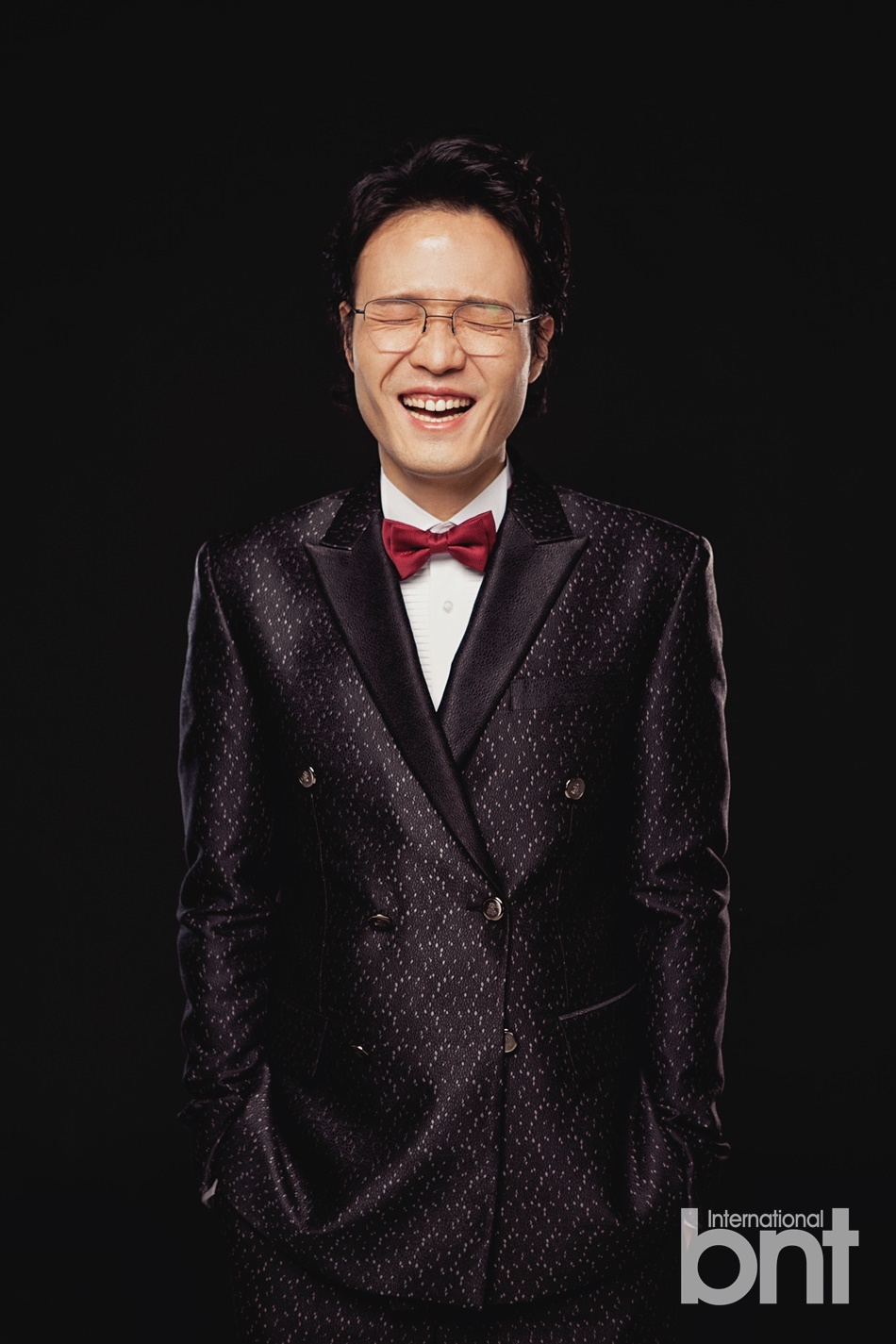 韩星赵正治ladyjane金永俊拍写真 展现老友默契