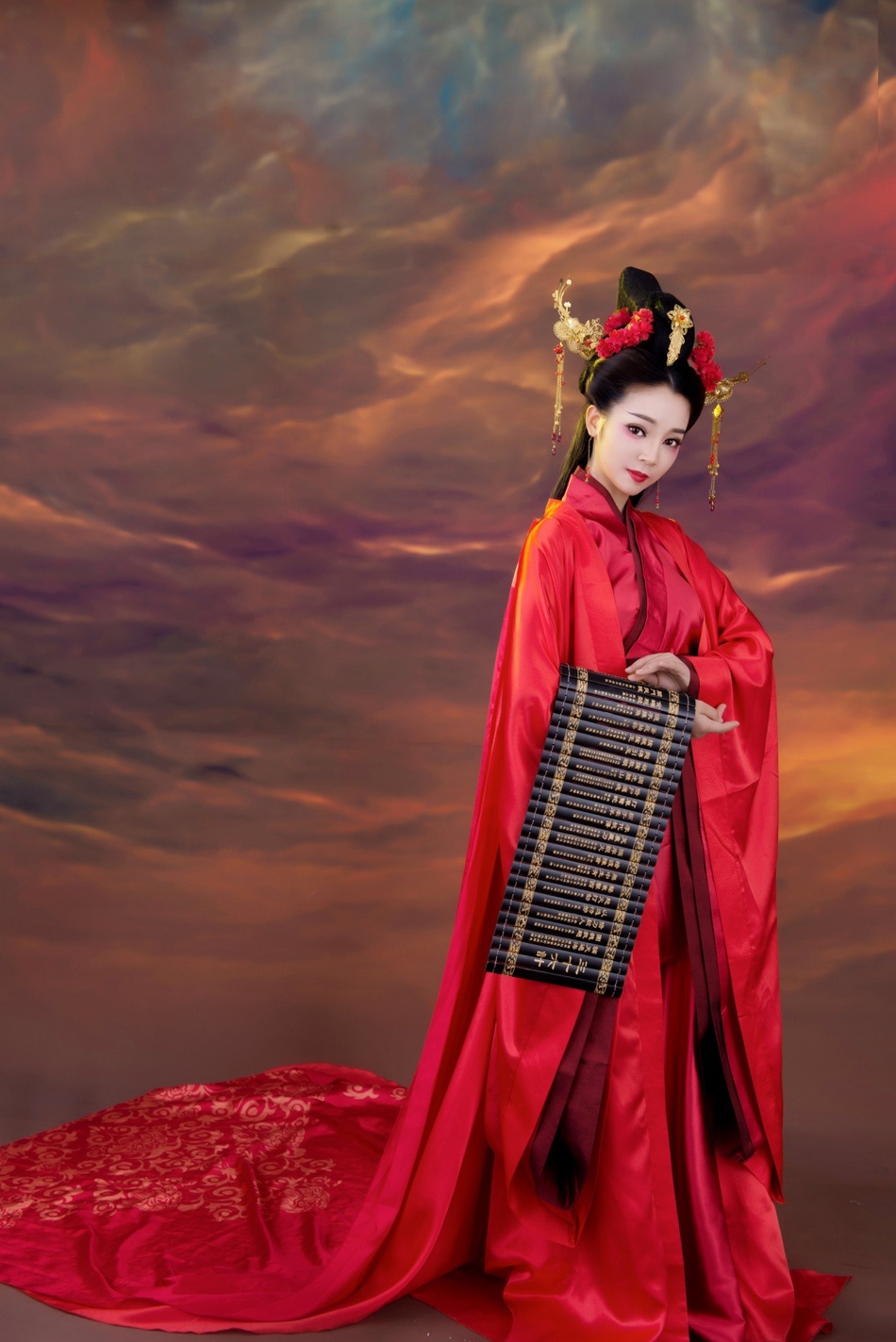 组图:刘小静古风写真曝光 身着红衣尽显东方美