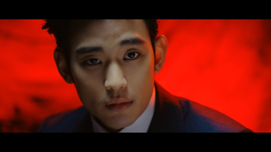 组图:《real》主预告片公开 金秀贤一人分饰二角_高清图集_新浪网