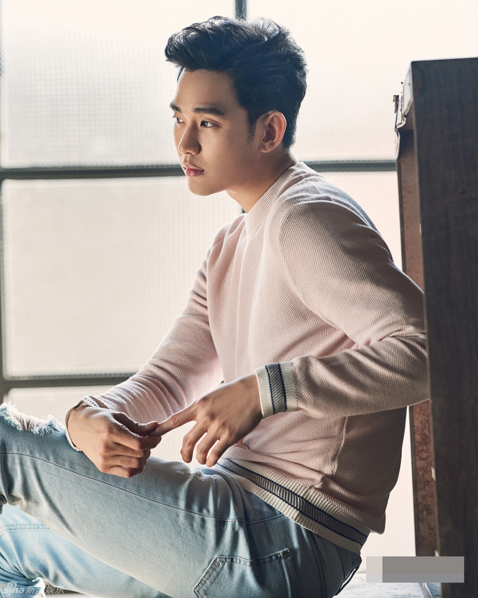 组图:金秀贤登杂志两版封面 成熟型男魅力吸睛_高清图集_新浪网