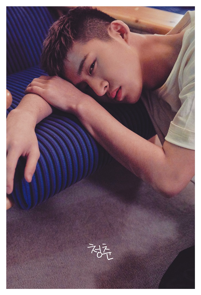 组图:ikon将发售首张个人写真集 演绎青春少年故事_高清图集_新浪网