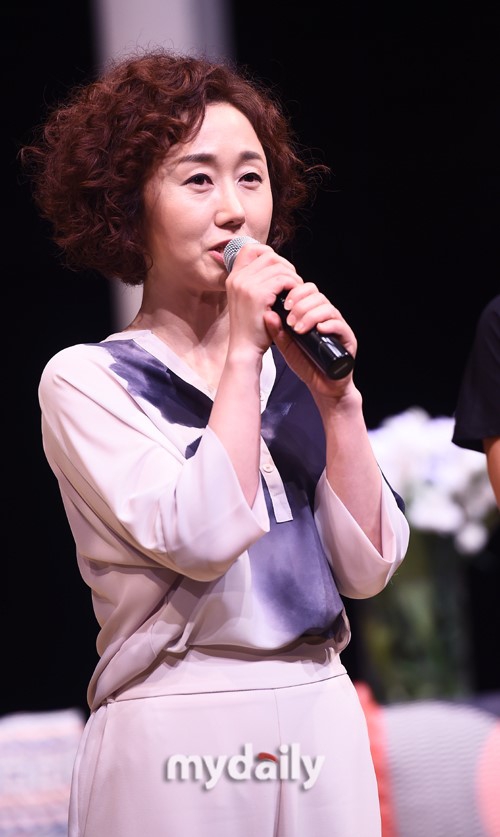 李智河,宋一国 支持   键翻阅图片 列表查看 大图 全屏观看 1 / 9