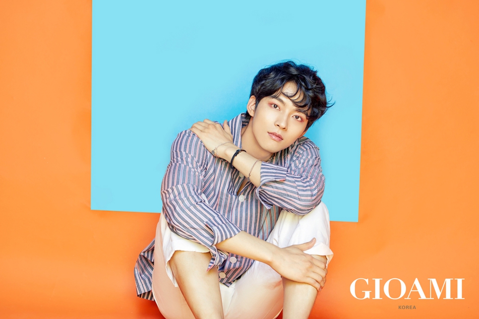 组图:《produce101》朴圣雨时尚写真 从青涩到成熟_高清图集_新浪网