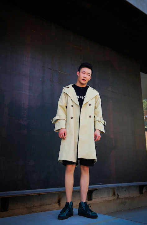 刘云龙夏日街拍写真 绽放耀眼青春