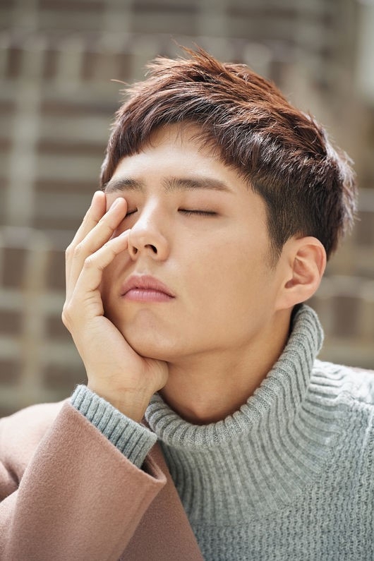 组图:朴宝剑秋季写真公开 新发型增添硬朗气质_高清图集_新浪网