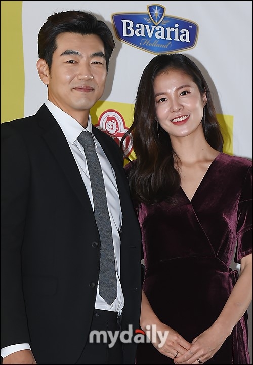 韩星李钟赫金成恩任首尔饮食电影节宣传大使