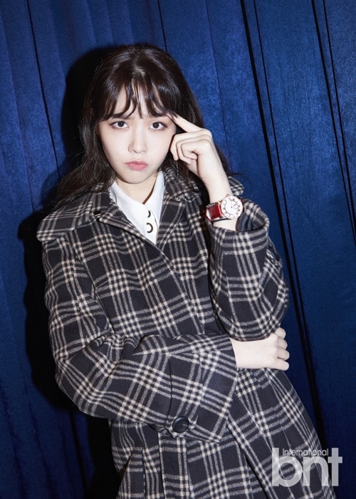 新浪娱乐讯 近日,韩国女团girlsday成员敏雅携手bntnews拍摄了一组