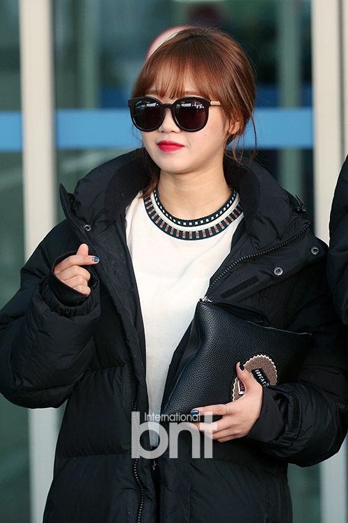 韩国女团weki meki经由仁川国际机场出发,前往中国台湾参加fanmeeting