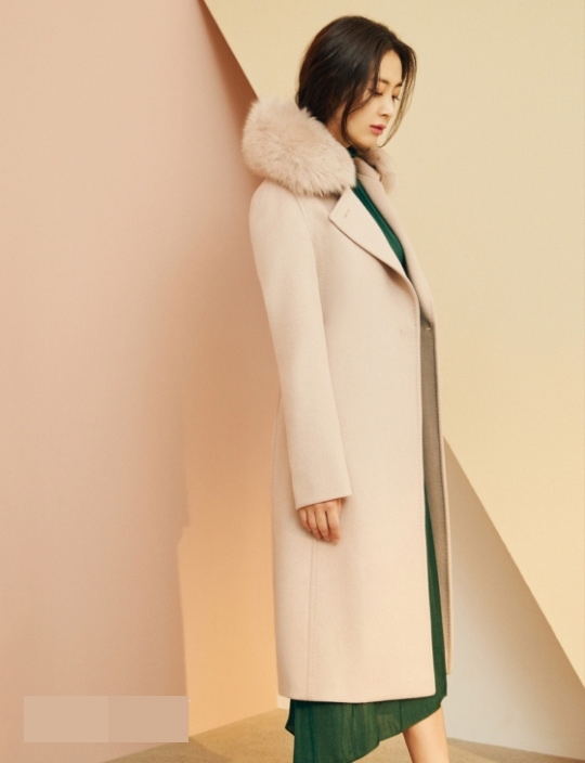 【2017.11.24】【明星】宋允儿拍冬季宣传写真 气质温柔优雅