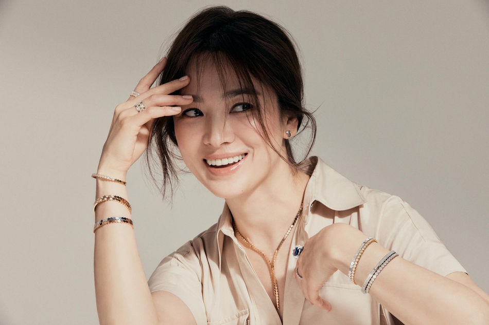 组图：宋慧乔拍珠宝大片气质好 澄清与玄彬绯闻后状态佳