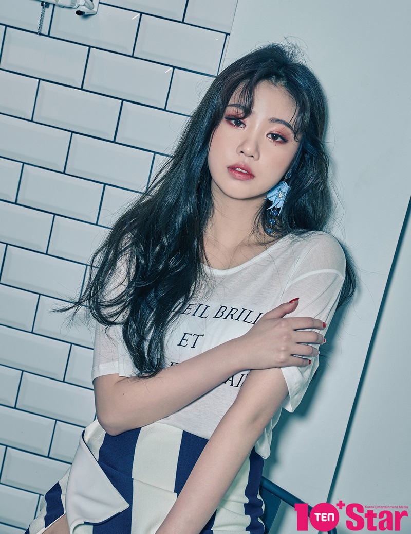 组图:韩女团(g)i-dle写真公开 出道2个月毫无青涩感_高清图集_新浪网