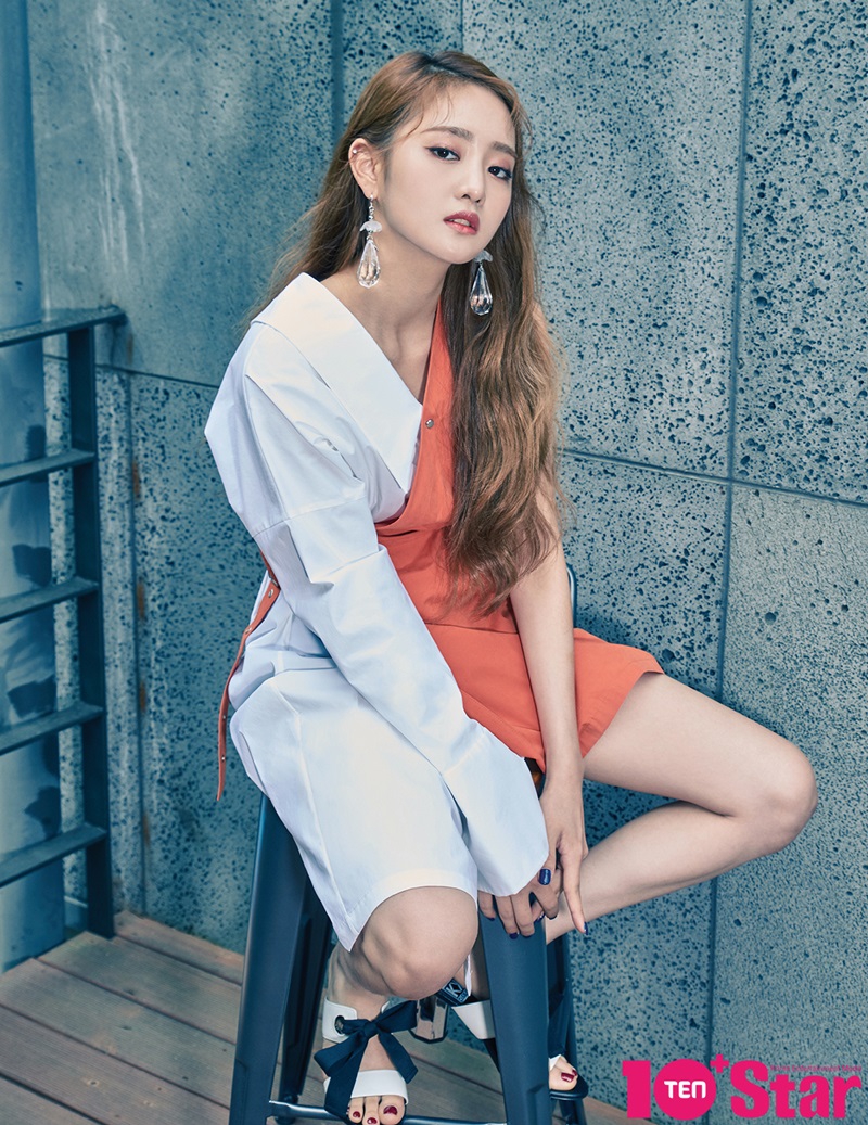 组图:韩女团(g)i-dle写真公开 出道2个月毫无青涩感_高清图集_新浪网