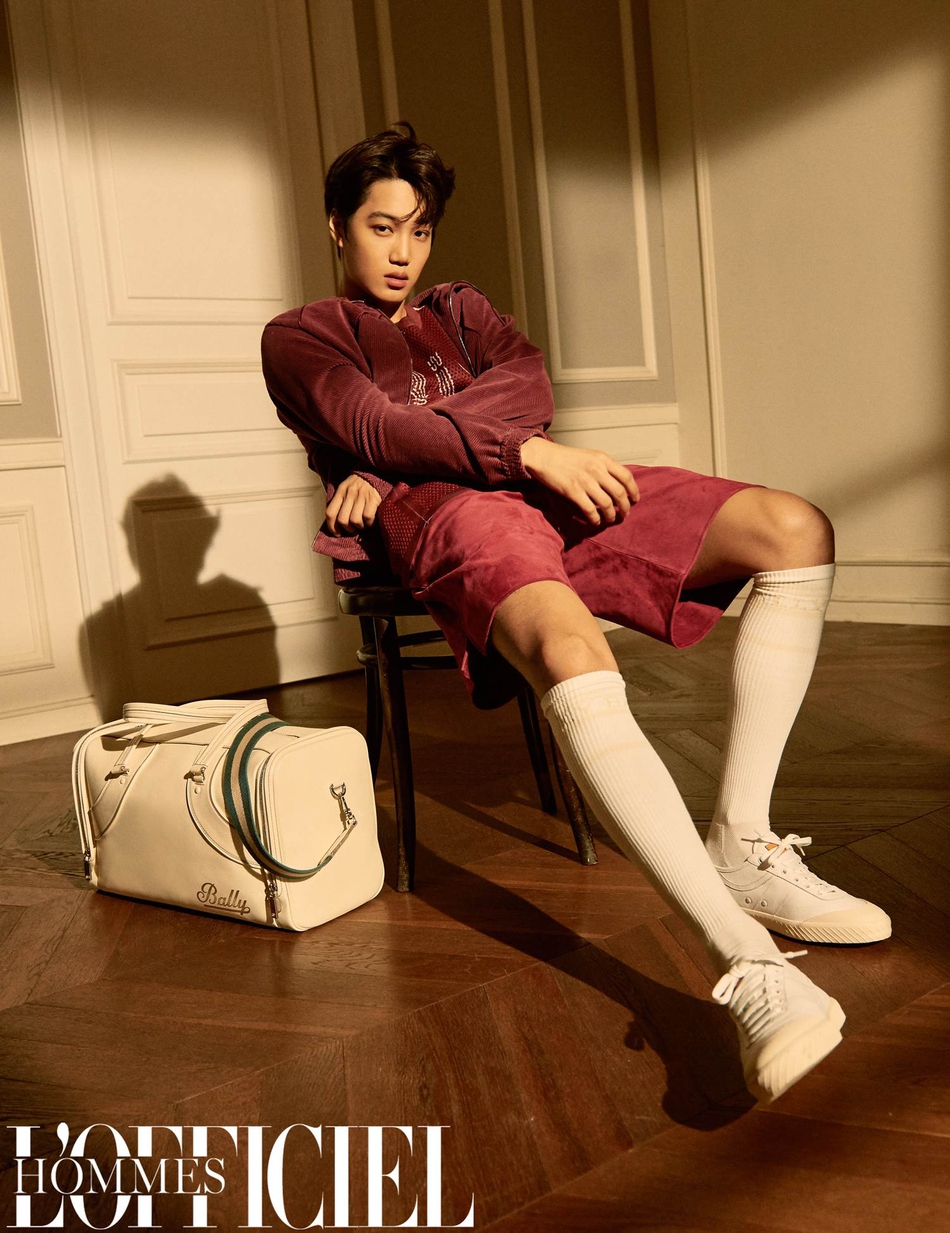 组图:exo成员kai登时尚杂志 完美演绎复古感性